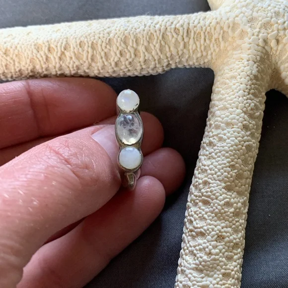 Sterling silver and moonstone ring - Picture 9 of 13